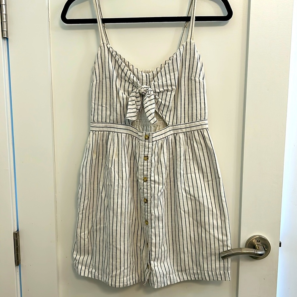 Abercrombie pinstripe mini dress with front tie and cutout